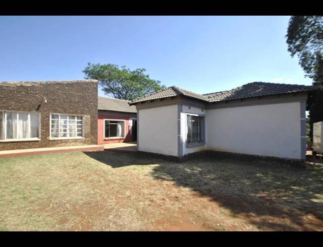 4 BEDROOM HOUSE FOR SALE IN DAWN PARK